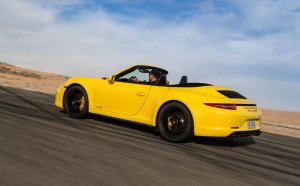 Porsche Carrera GTS Review